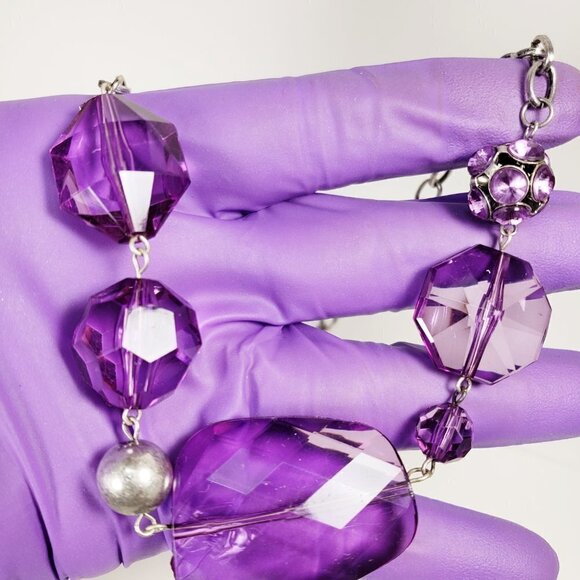 Women's Stunning Silver-tone & Purple Beaded Necklace - Matching Drop Earrings - Picture 4 of 7